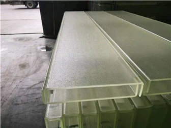 U obliku slova profila